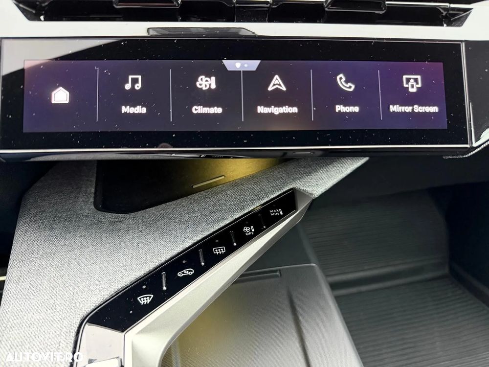 Peugeot 3008 1.2 Hybrid 145 e-DCS6 GT - 19