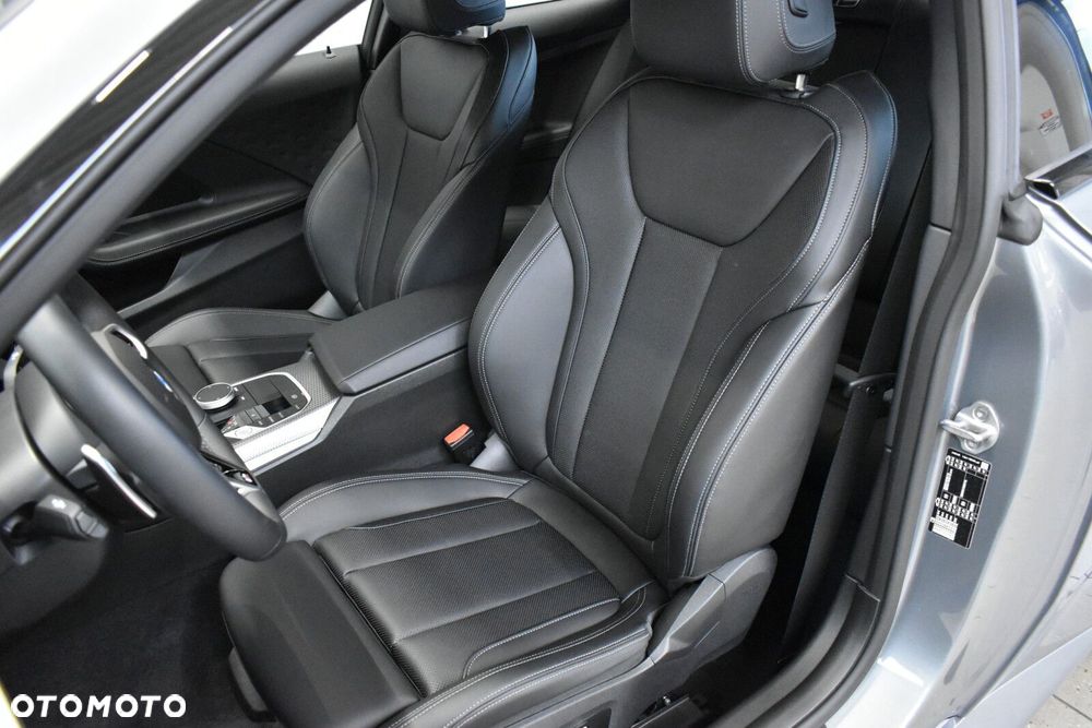 BMW Seria 2 220i M Sport - 12