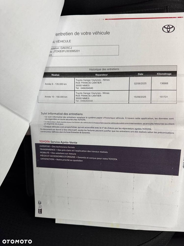 Toyota Prius 1.8 Hybrid Premium - 39