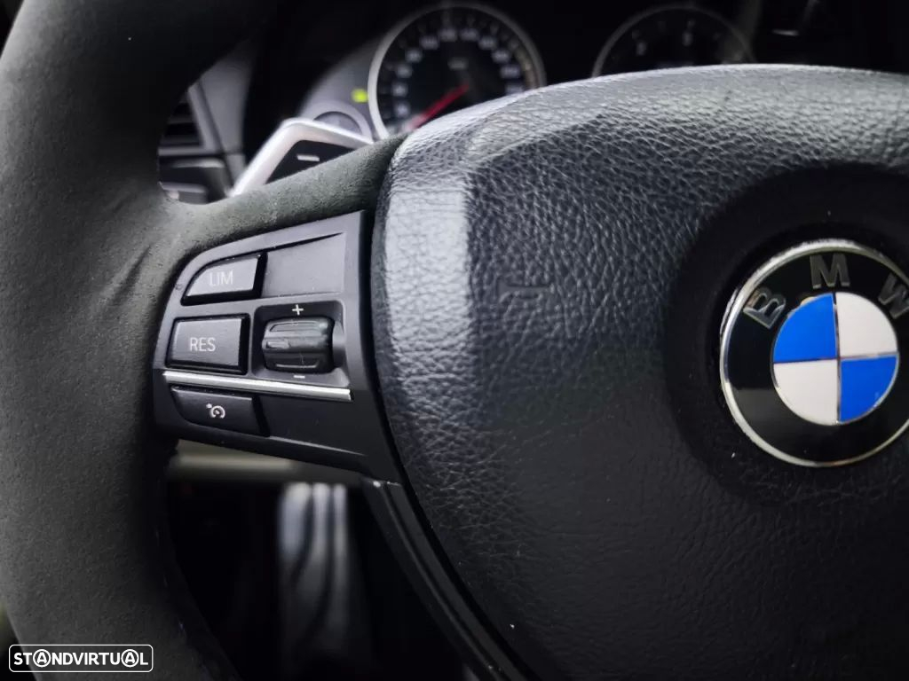 BMW 520 d Pack M Auto - 24