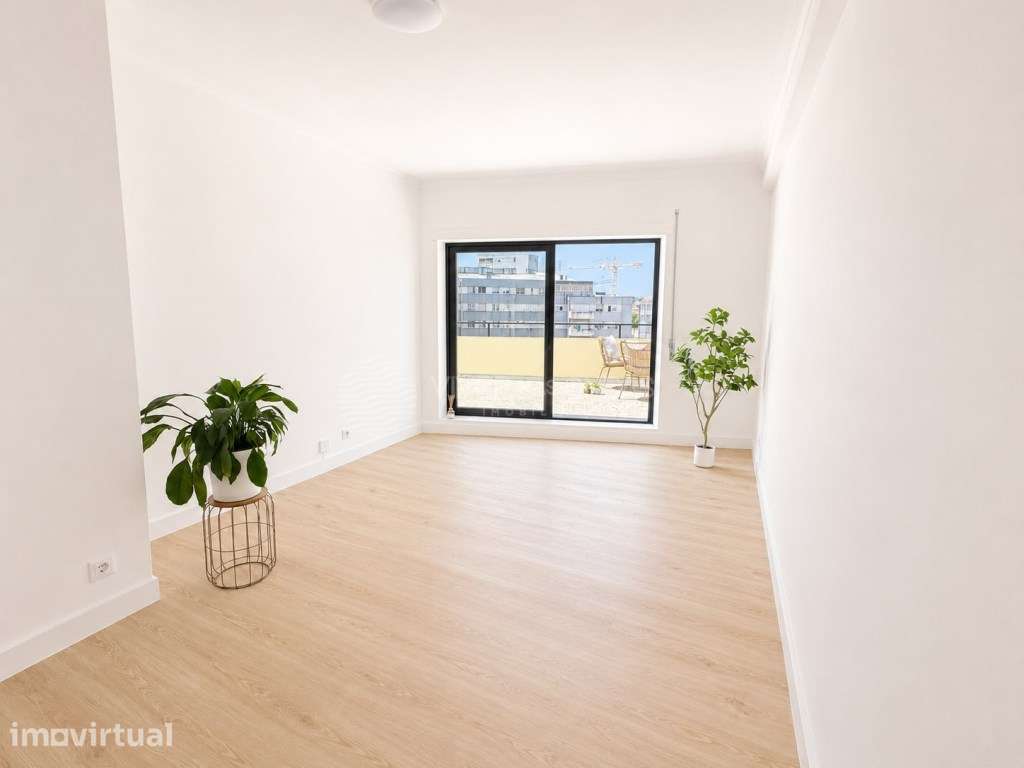 T2 Duplex Recuado Exclusivo | Terraço 20 m² | Futuro Metro Rubi à P... - Grande imagem: 4/29