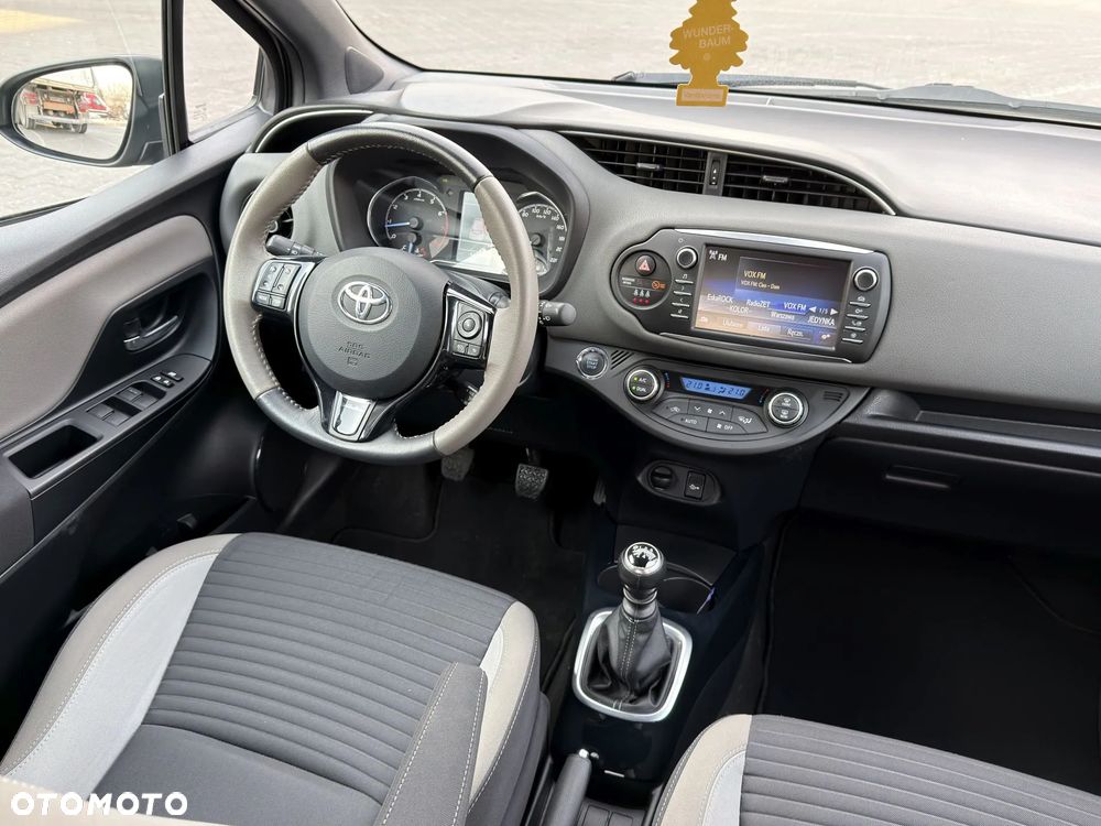 Toyota Yaris 1.5 Selection - 9
