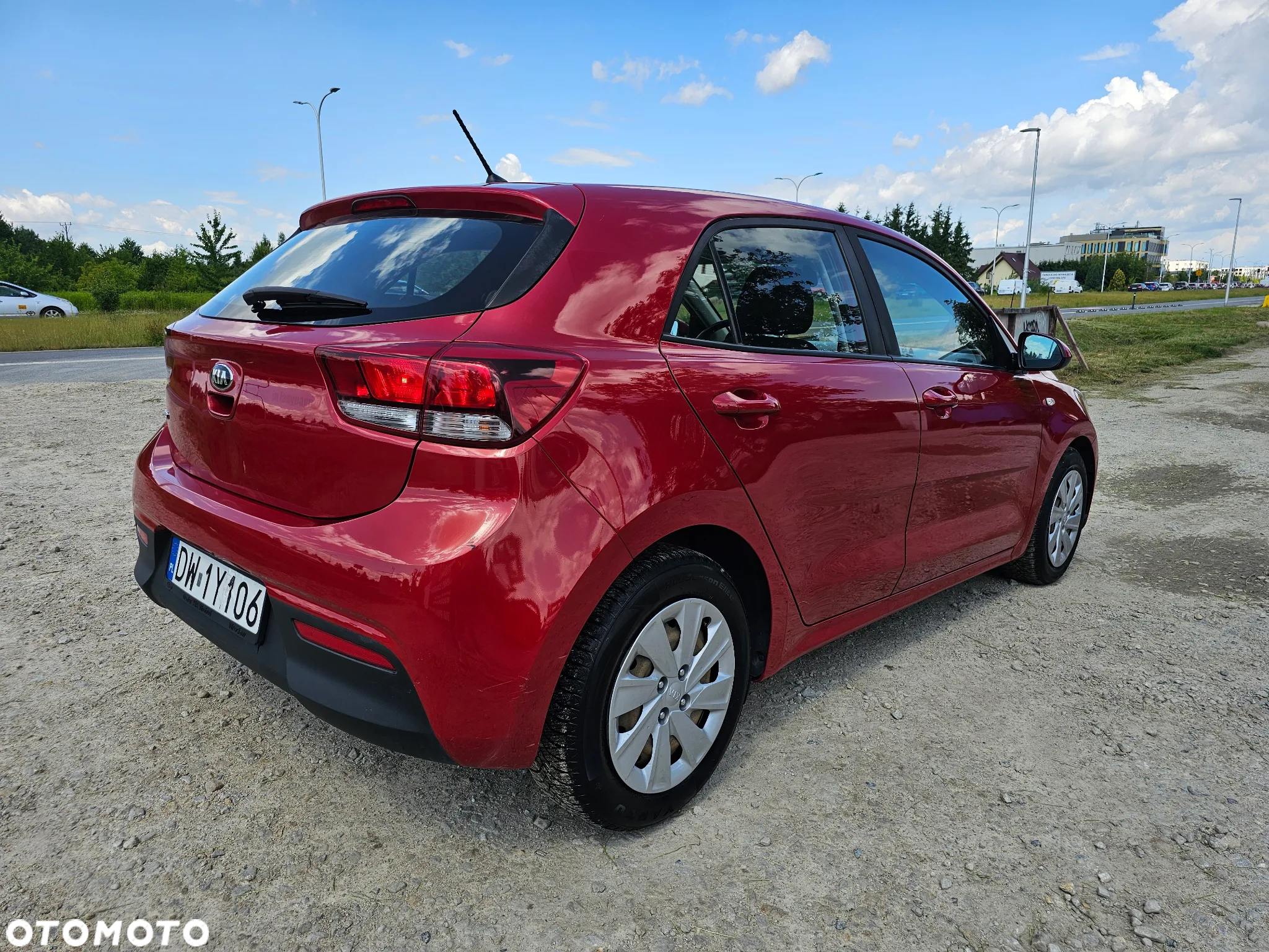 Kia Rio - 4