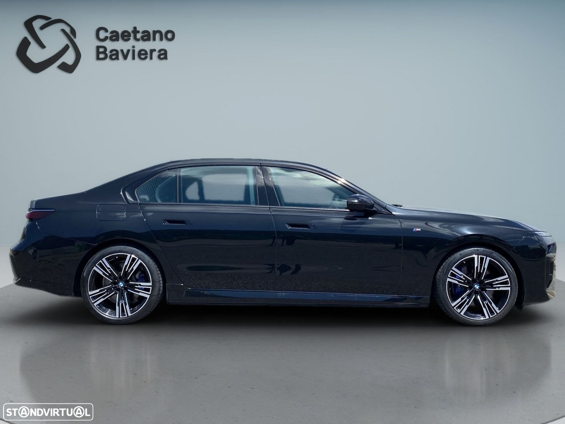 BMW i7 eDrive50 Pack Desportivo M - 24