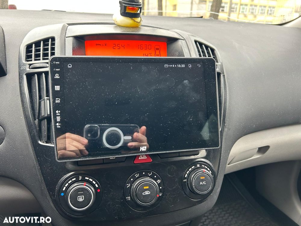 Kia Ceed 1.4 GSL BEST - 13