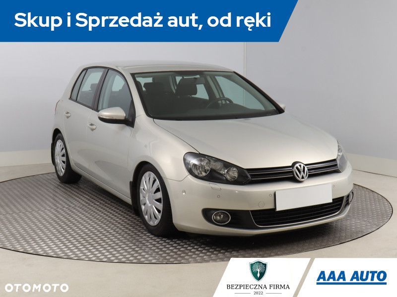 Volkswagen Golf - 3