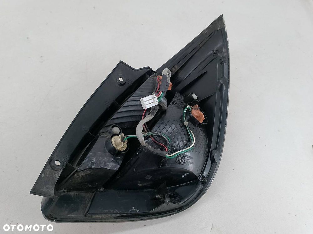 LAMPA TYLNA LEWA KIA RIO II 92401-1G2L - 6