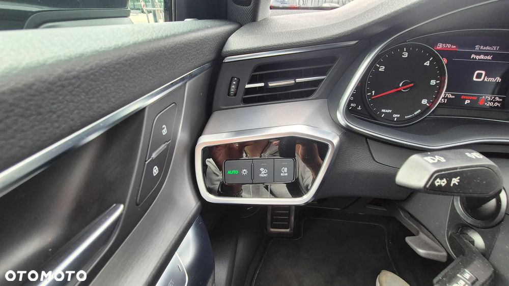 Audi A6 - 12