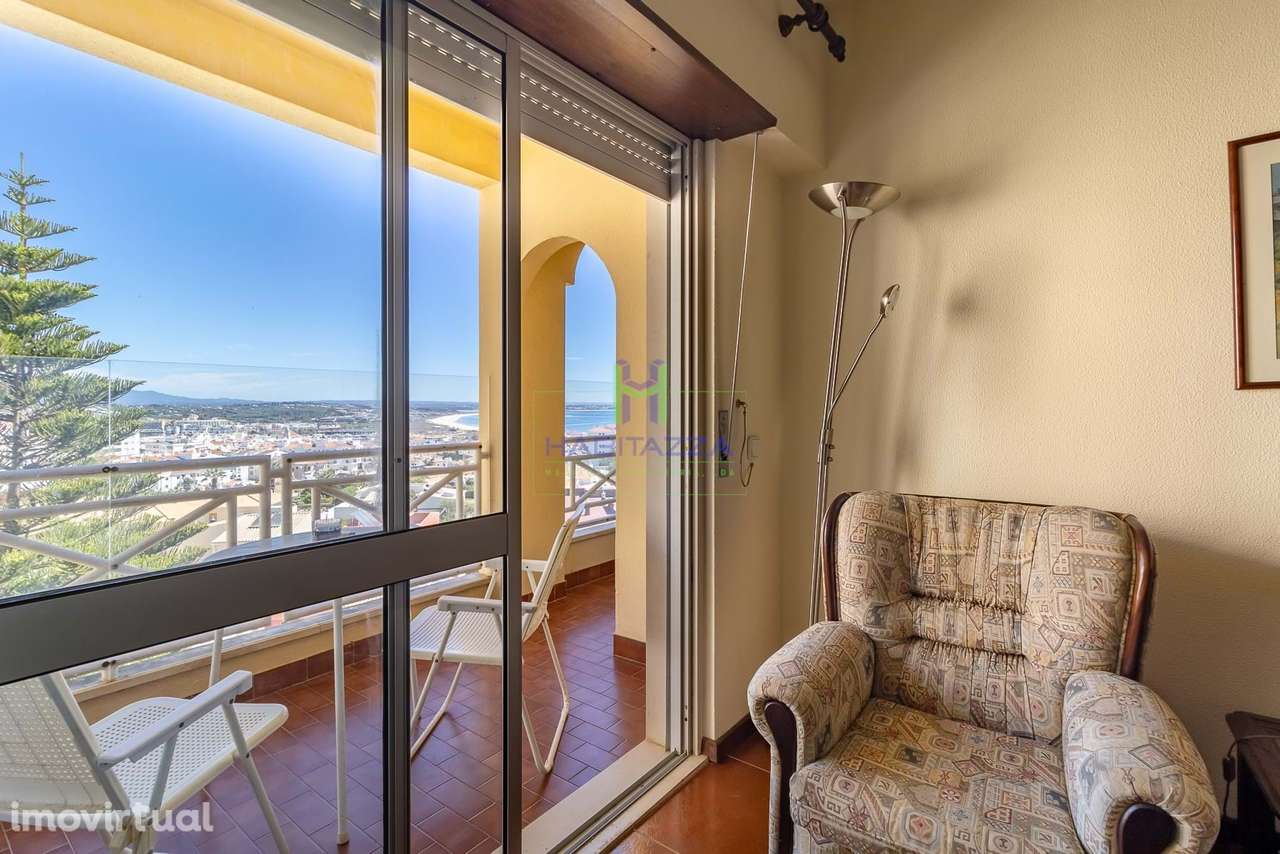 Apartamento T2, Último Andar, Vista Mar e Serra, em zona central de La - Grande imagem: 3/23