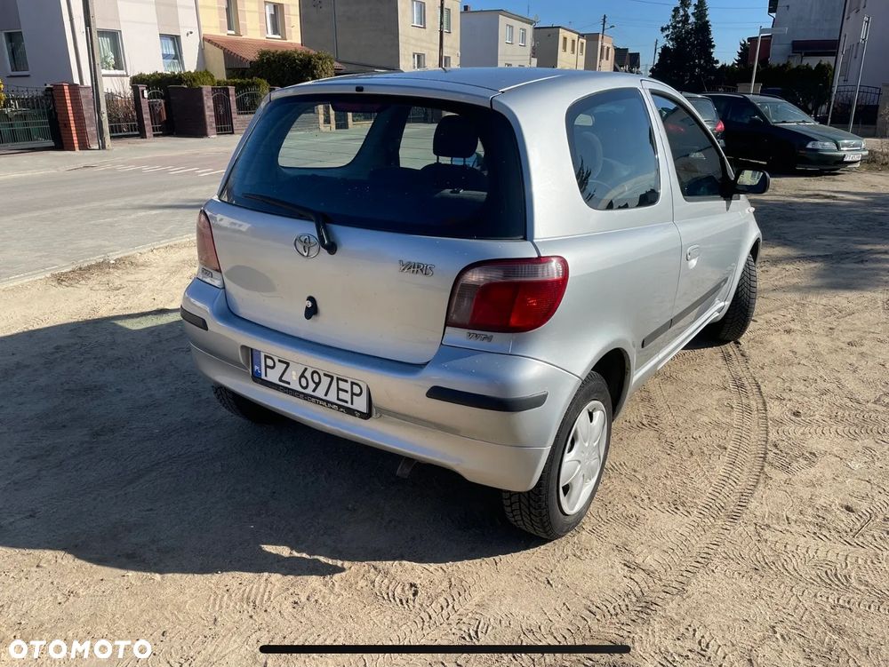 Toyota Yaris 1.3 Luna - 3