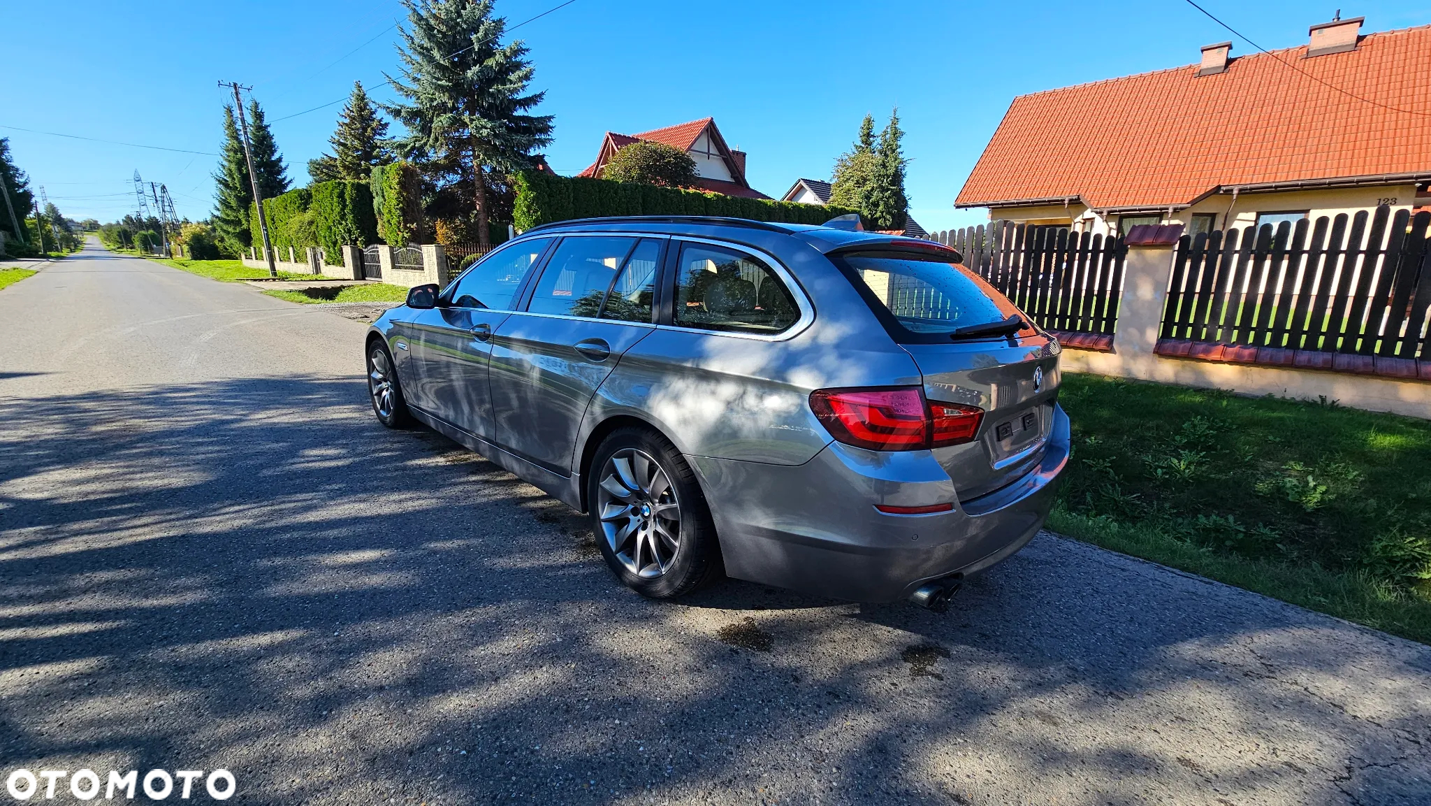 BMW Seria 5 520d Touring Luxury Line - 14