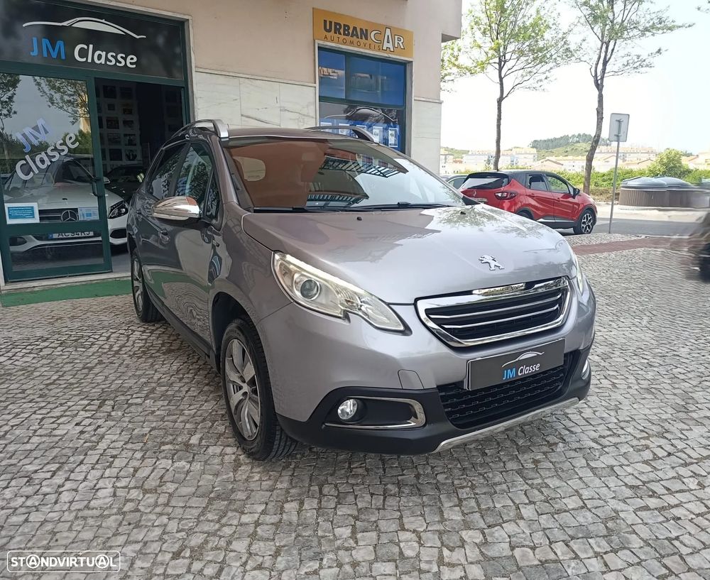 Peugeot 2008 1.2 PureTech Style - 8