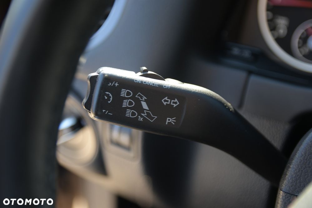 Volkswagen Tiguan 2.0 TDI DPF 4Motion DSG Sport & Style - 30