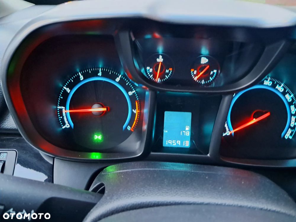 Chevrolet Orlando 1.8 LS+ - 16