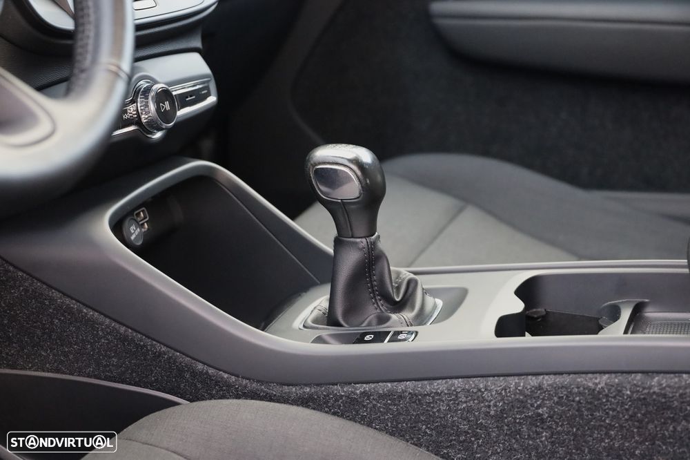 Volvo XC 40 2.0 D3 - 15