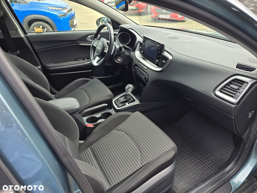 Kia XCeed 1.5 T-GDI M DCT - 25