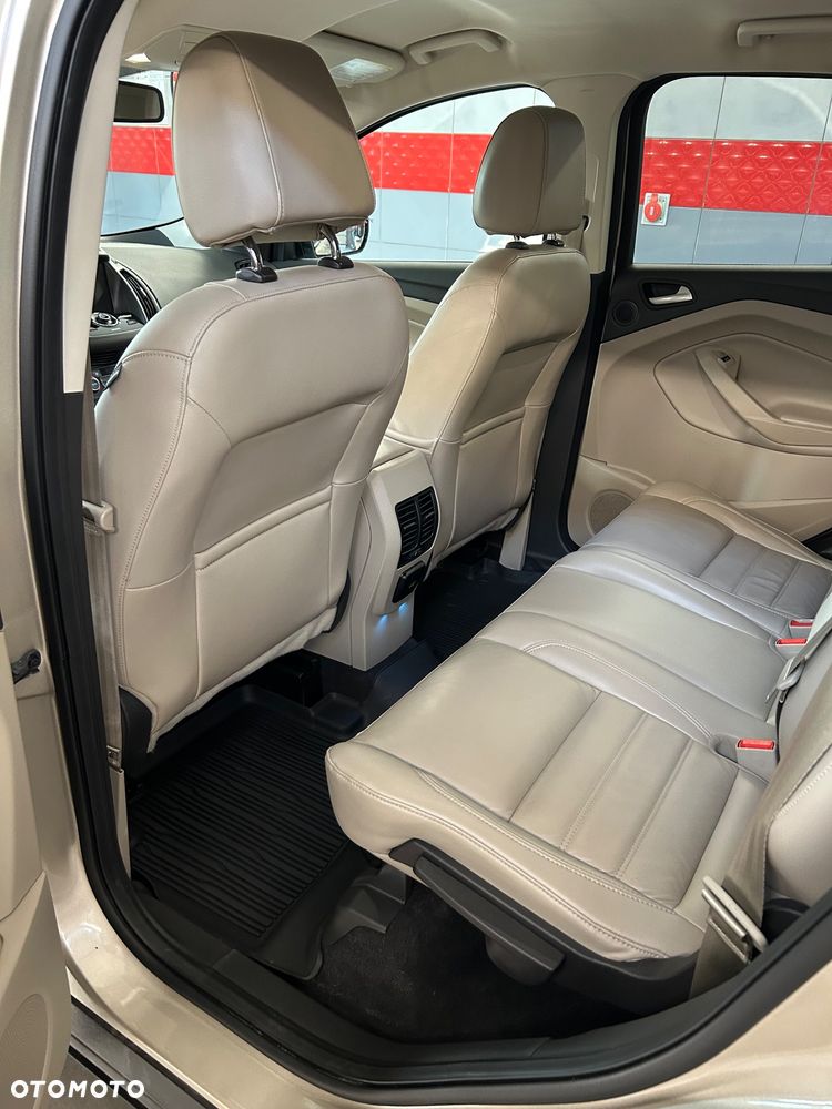 Ford Escape - 28