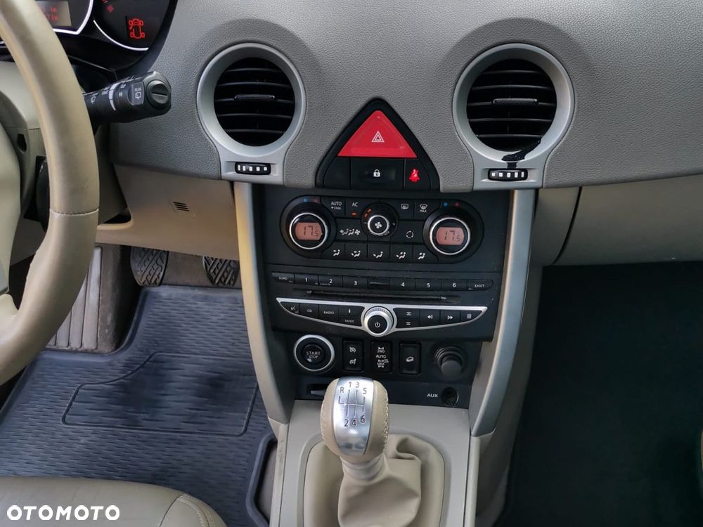 Renault Koleos 2.0 dCi 4x4 Privilege Plus - 15