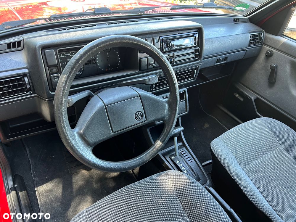 Volkswagen Golf - 20