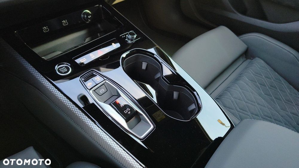Audi A5 Limousine - 32
