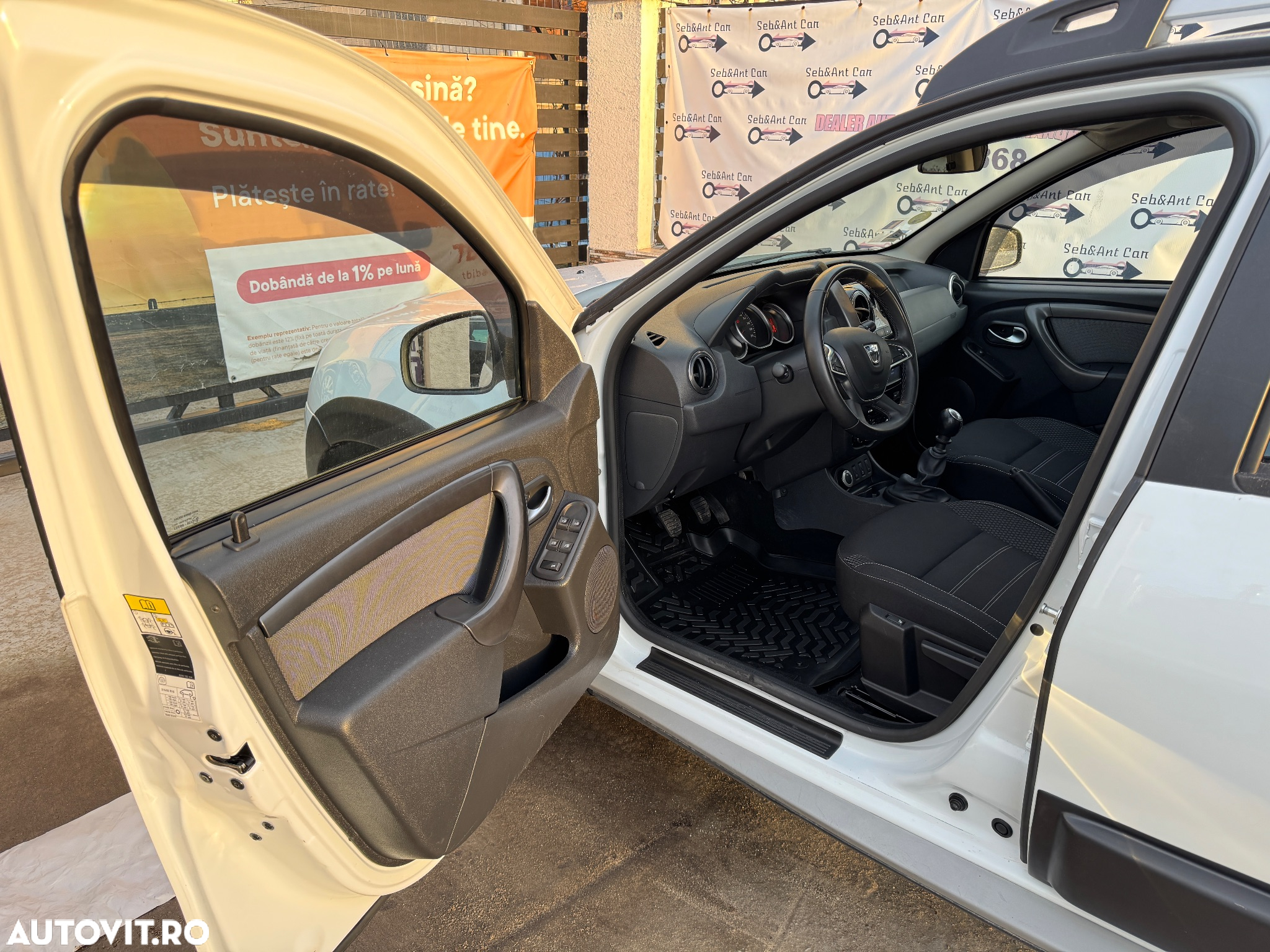 Dacia Duster dCi 110 FAP 4x4 Blackshadow - 17
