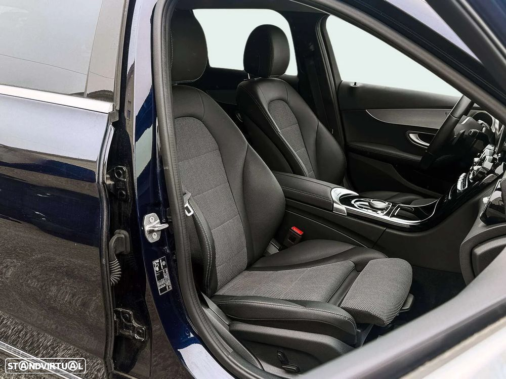 Mercedes-Benz C 300 de Avantgarde - 11