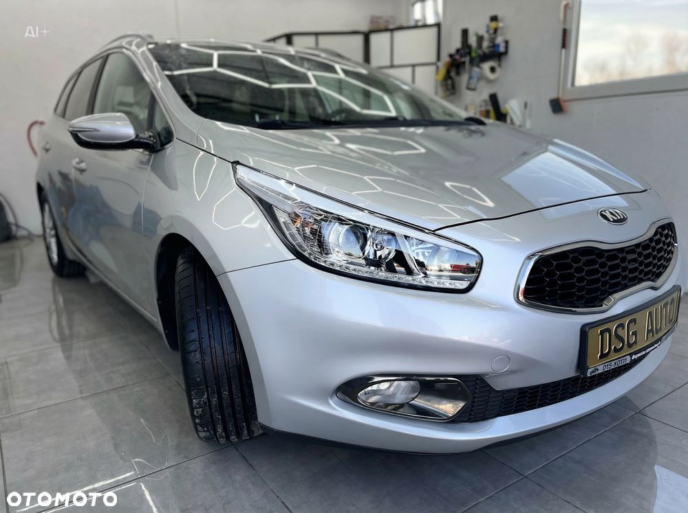 Kia Ceed - 13