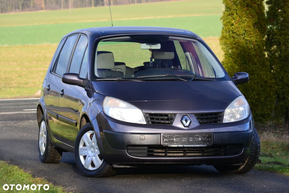 Renault Scenic - 1