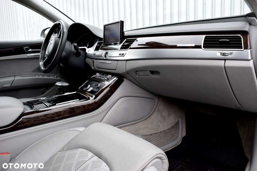 Audi A8 4.2 TDI DPF quattro tiptronic - 13