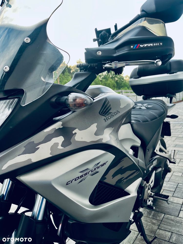 Honda VFR - 4