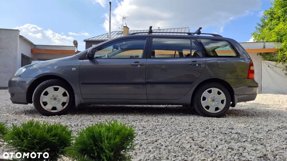 Toyota Corolla 1.6 VVT-i Terra - 6
