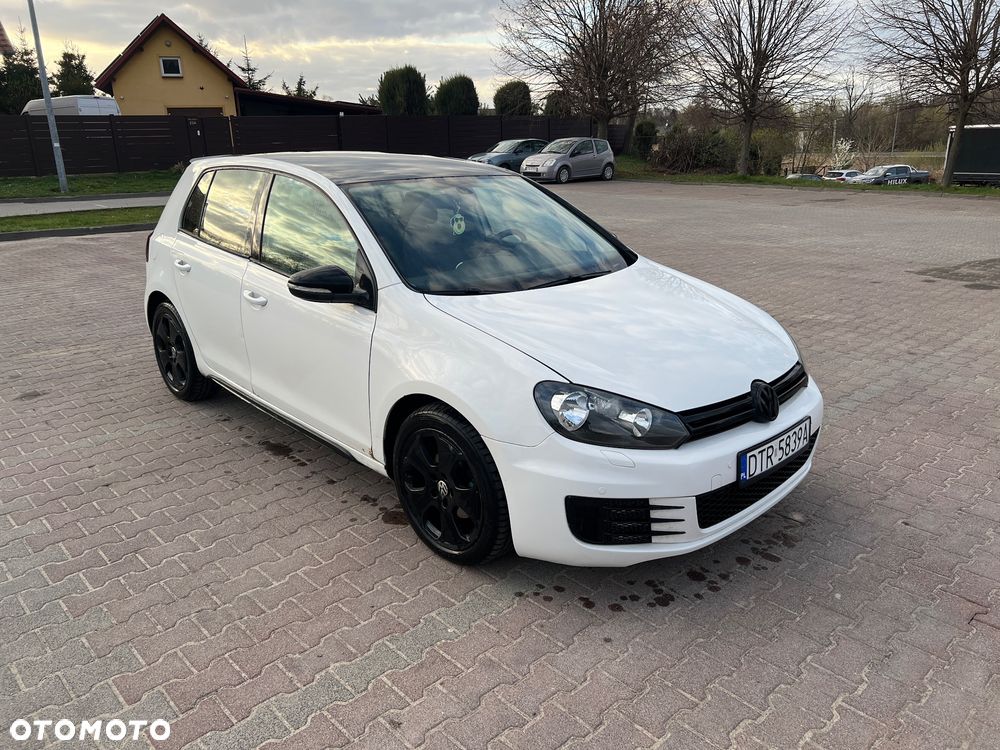 Volkswagen Golf 1.6 TDI DPF Highline - 4