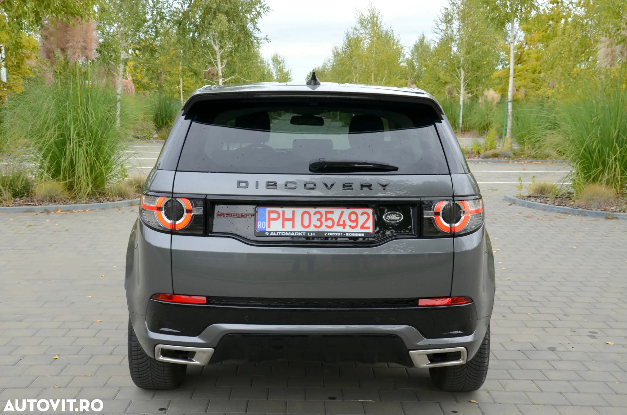 Land Rover Discovery Sport 2.0 D180 R-Dynamic MHEV HSE - 10