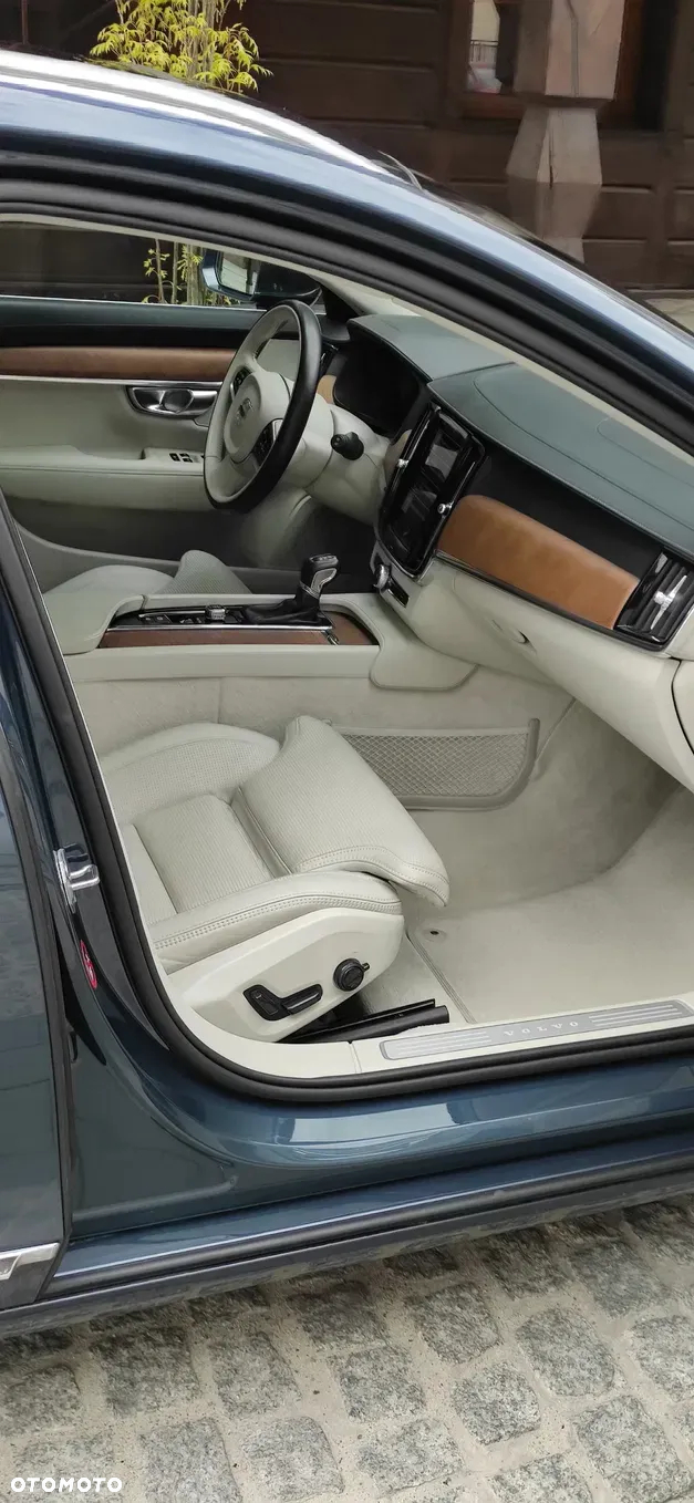 Volvo V90 - 35