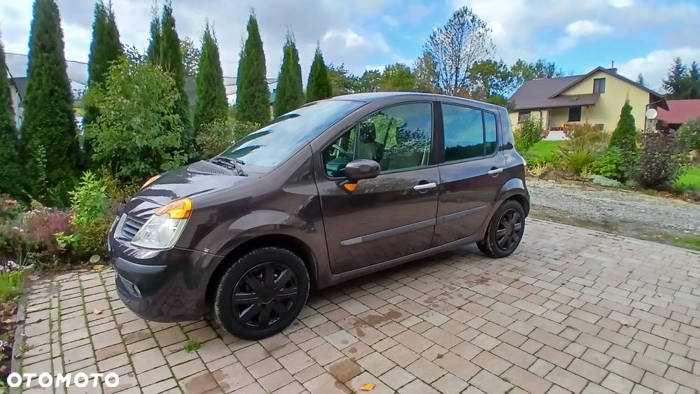 Renault Modus - 1