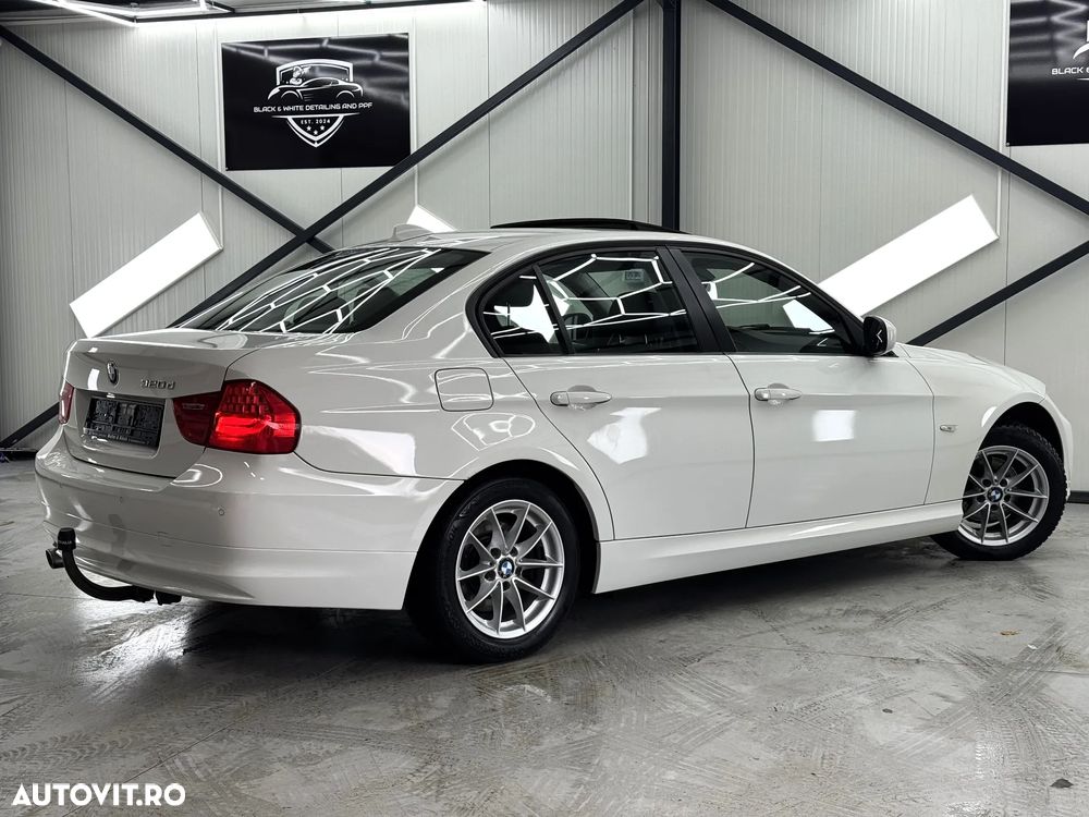 BMW Seria 3 320d DPF Aut. Edition Exclusive - 14