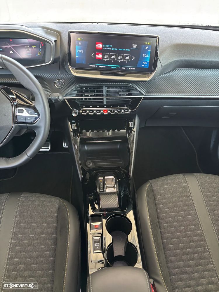 Peugeot e-2008 Allure Pack - 24