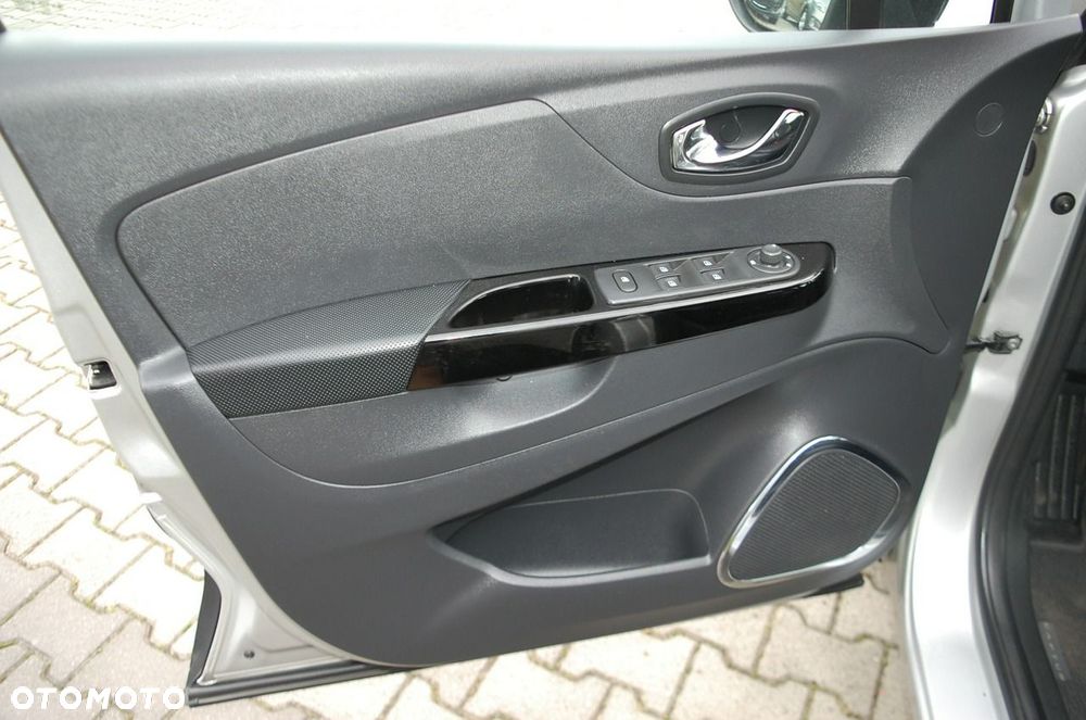 Renault Captur - 29
