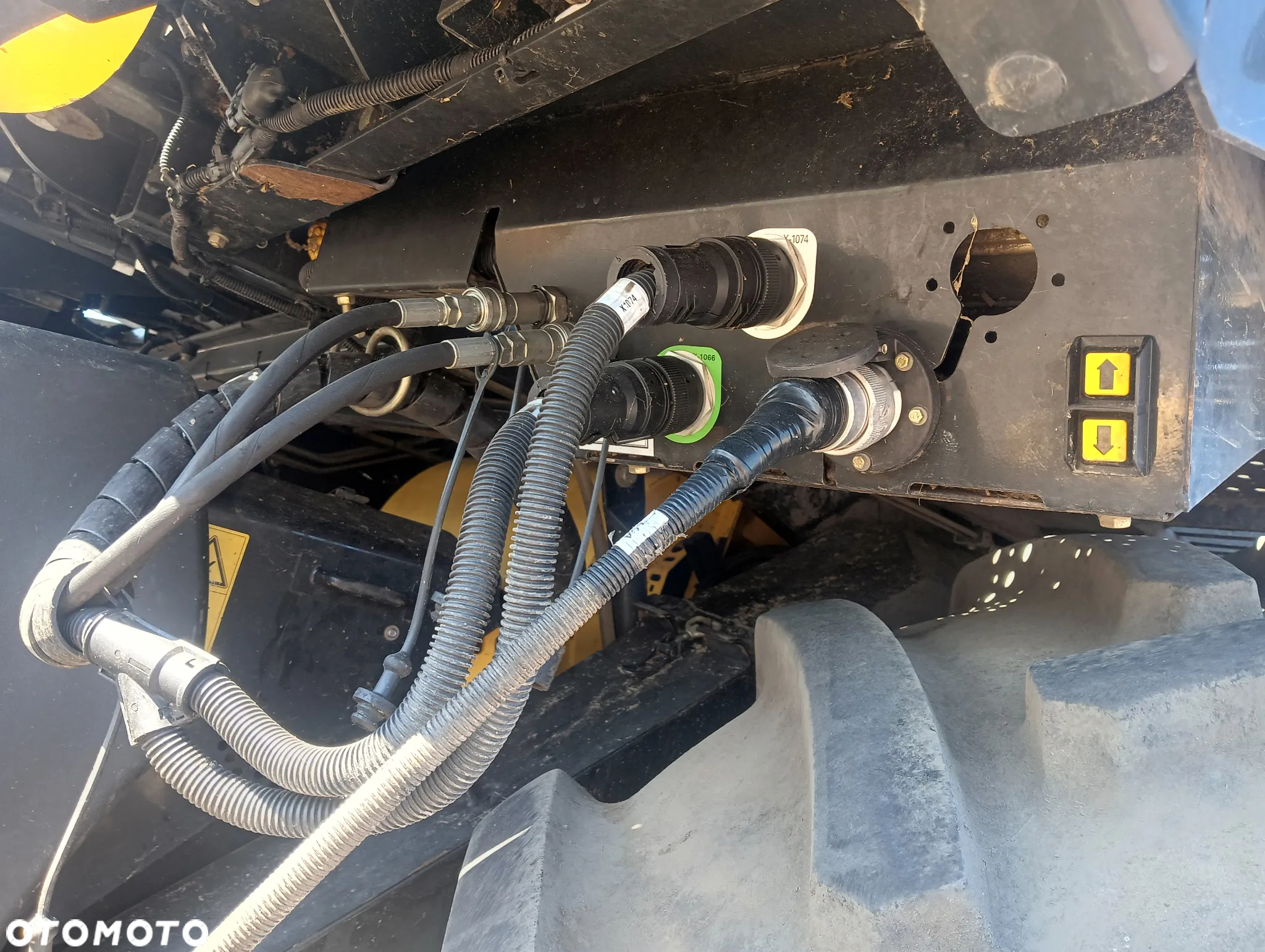 New Holland FR480 - 7