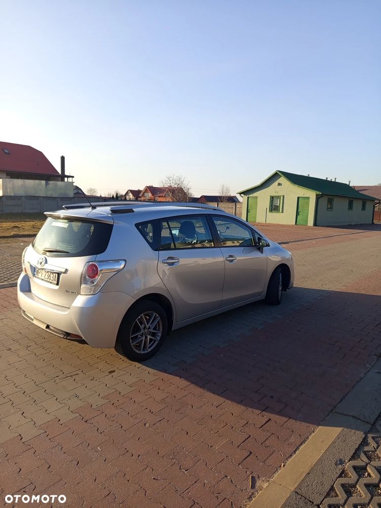 Toyota Verso 1.6 D-4D Active - 4