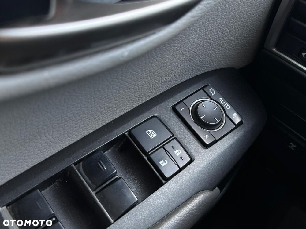 Lexus NX 200t Comfort AWD - 28
