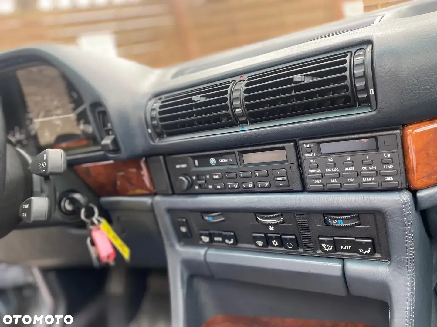 BMW Seria 7 750iL - 16