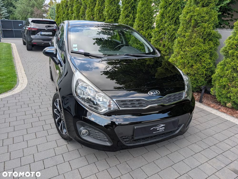 Kia Rio - 5
