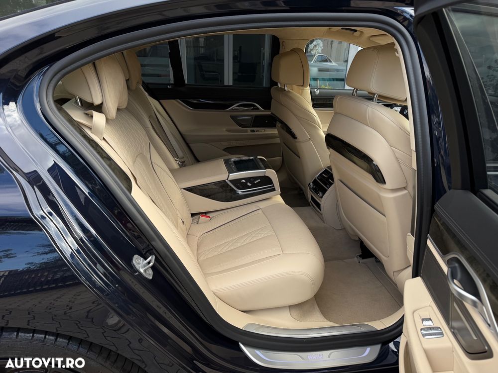 BMW Seria 7 730Ld - 17