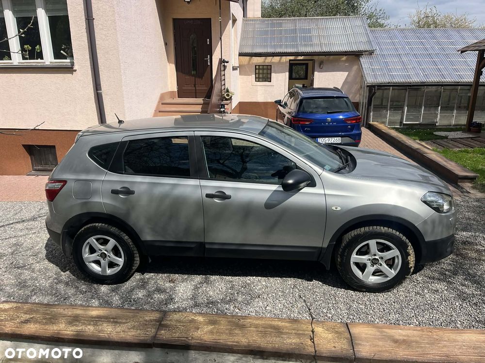 Nissan Qashqai 1.6 Visia - 2