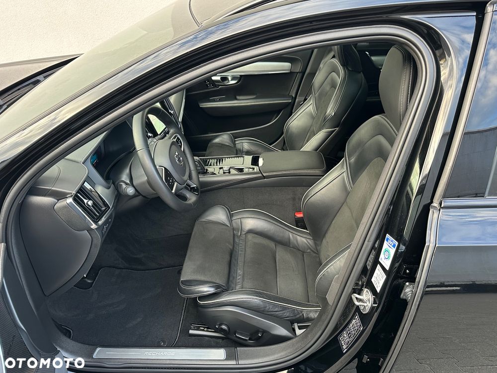 Volvo V90 T8 Twin Engine AWD R Design - 25