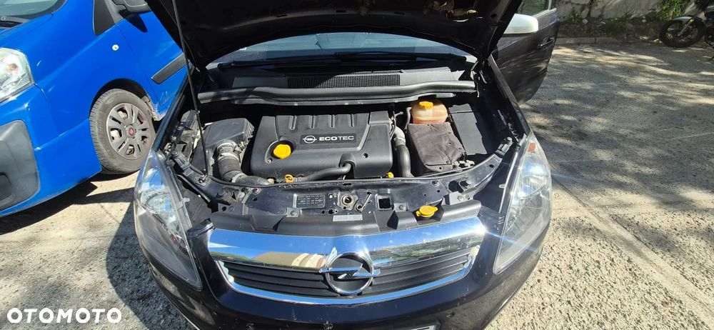 Opel Zafira 1.9 CDTI Cosmo - 10