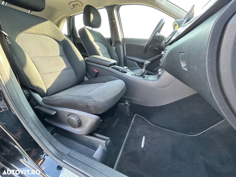 Mercedes-Benz B 180 CDI BlueEFFICIENCY - 18