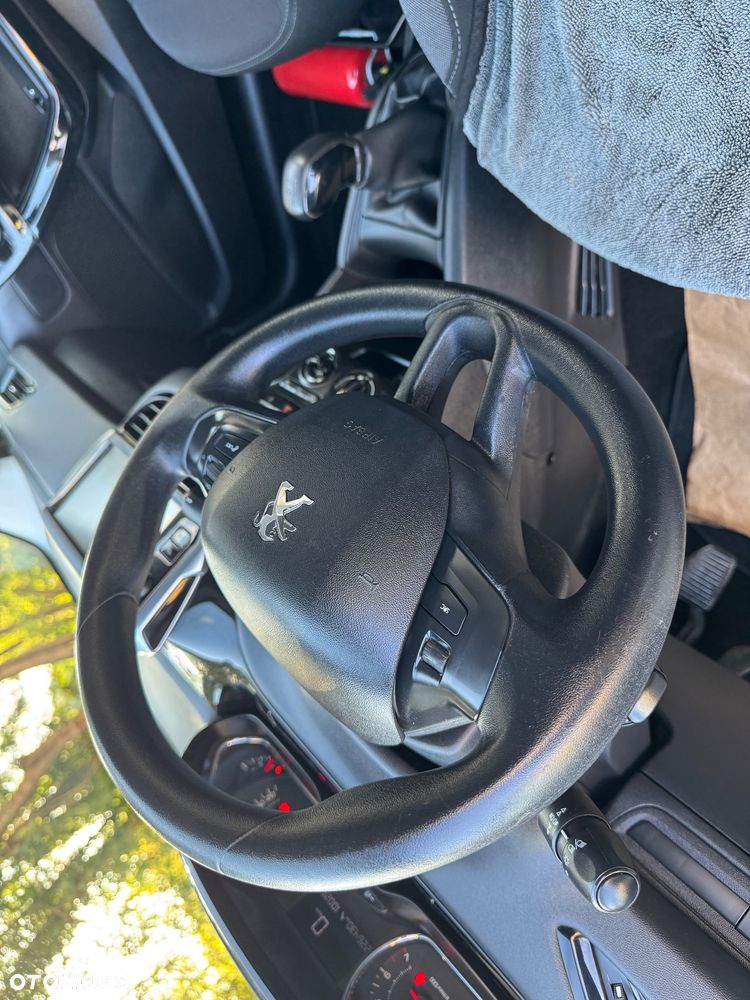Peugeot 208 PureTech 82 Start & Stop Active - 28