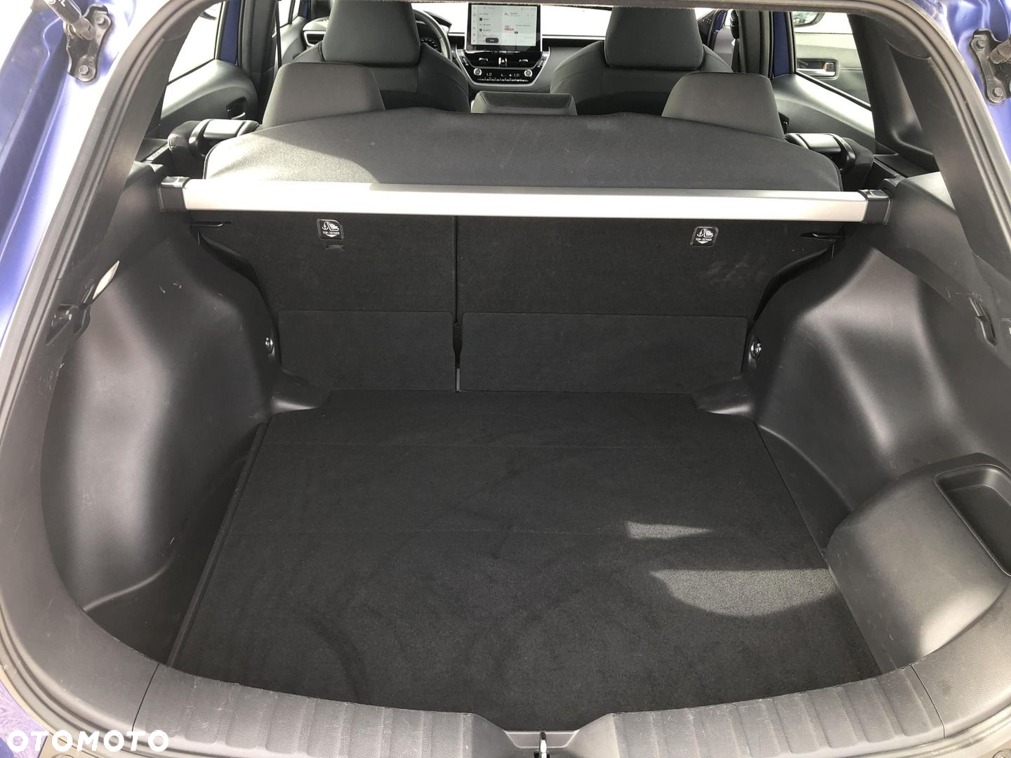 Toyota Corolla Cross 2.0 Hybrid Comfort - 18